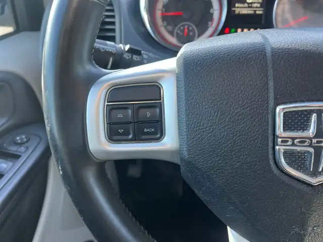 2014 Dodge Grand Caravan CREW | STOW N GO | POWER SEATS | HTD MI - Photo 17