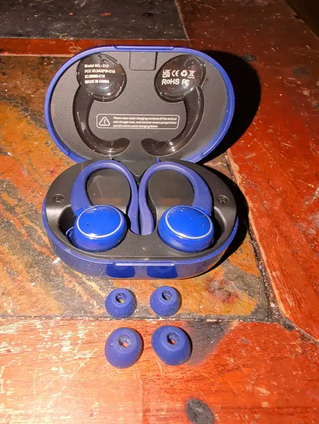 C16 Wireless Ear Buds - Photo 3