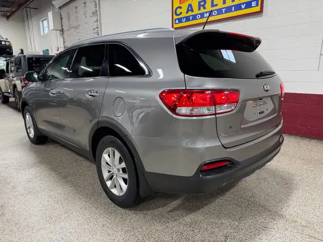 2018 Kia Sorento LX FWD ONLY 65,759KM - BLUETOOTH - BACKUP CAM - Photo 4