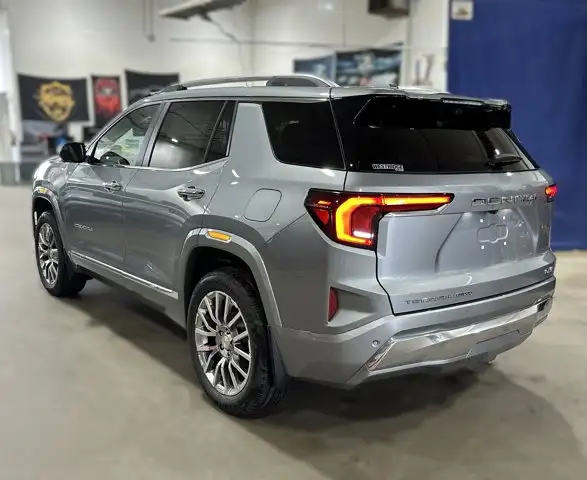 2026 GMC Terrain Denali - Photo 3