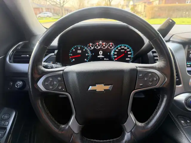 2017 Chevrolet Tahoe 4WD 4dr LT - Photo 10