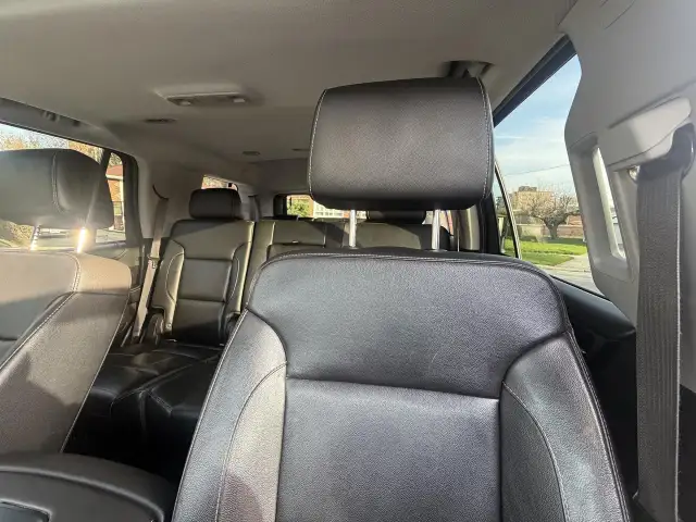 2017 Chevrolet Tahoe 4WD 4dr LT - Photo 25