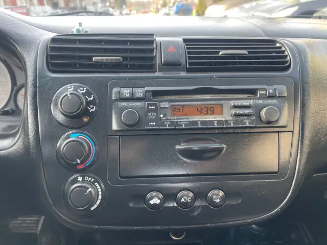 2001 Honda Civic LX AS-IS! - Photo 12