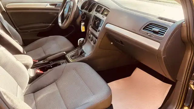 2017 Volkswagen Golf SportWagen TSI S - Photo 10