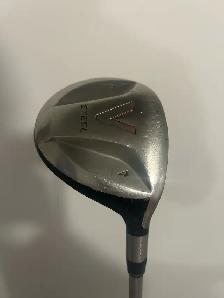 Taylormade V-steel 4 wood