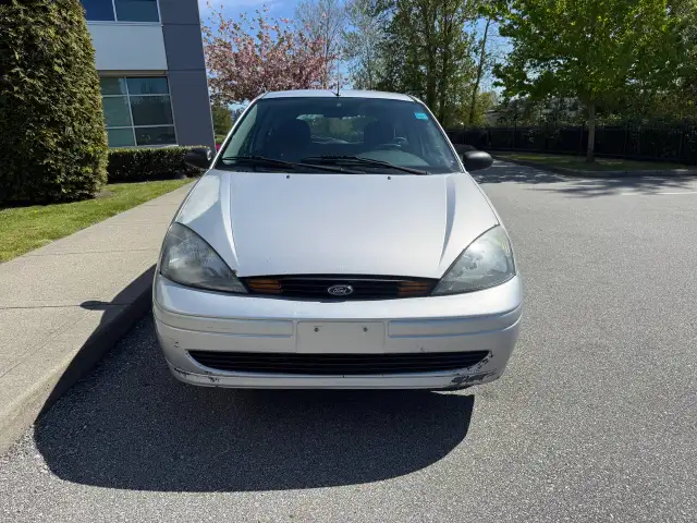 2004 Ford Focus 3dr Cpe ZX3 Base - Photo 5