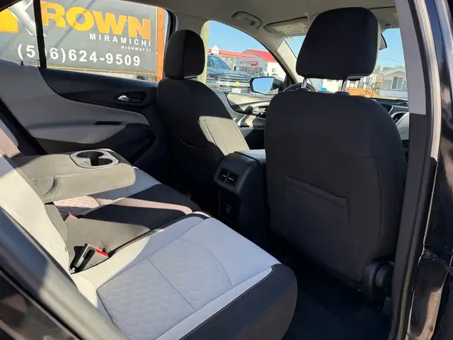 2019 Chevrolet Equinox AWD! CLEAN CARFAX! NEW MVI! NEW TIRES! AU - Photo 21
