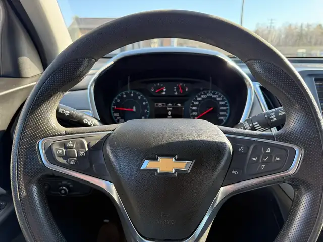 2019 Chevrolet Equinox AWD! CLEAN CARFAX! NEW MVI! NEW TIRES! AU - Photo 26