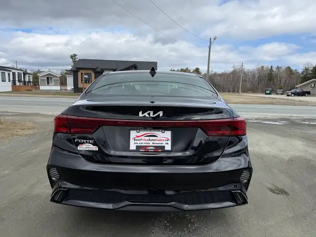 2024 Kia Forte EX  IVT CERTIFIED! - Photo 7