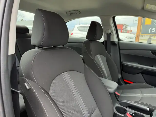 2024 Kia Forte EX  IVT CERTIFIED! - Photo 12