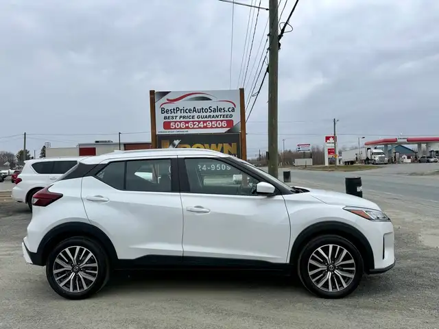 2021 Nissan Kicks SV! CLEAN CARFAX! CERTIFIED! AUTOSTART! NEW MV - Photo 2
