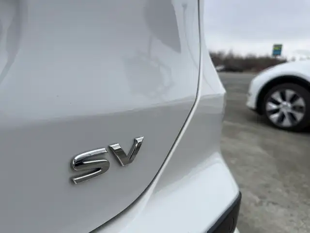 2021 Nissan Kicks SV! CLEAN CARFAX! CERTIFIED! AUTOSTART! NEW MV - Photo 11