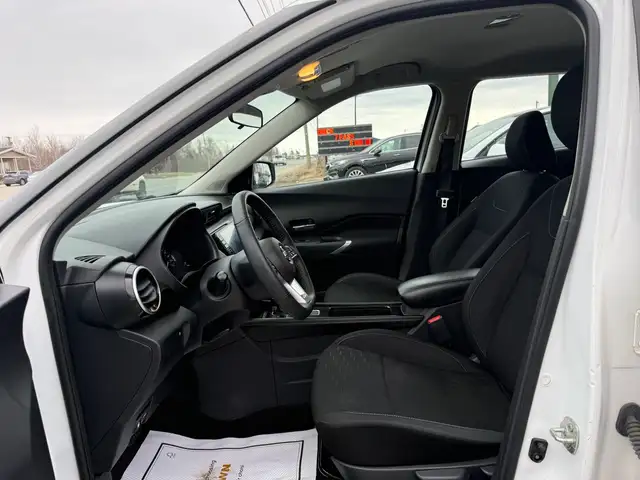 2021 Nissan Kicks SV! CLEAN CARFAX! CERTIFIED! AUTOSTART! NEW MV - Photo 12
