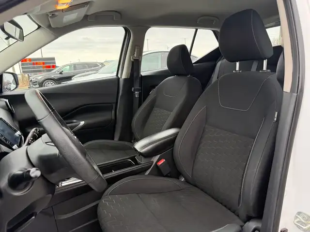 2021 Nissan Kicks SV! CLEAN CARFAX! CERTIFIED! AUTOSTART! NEW MV - Photo 14