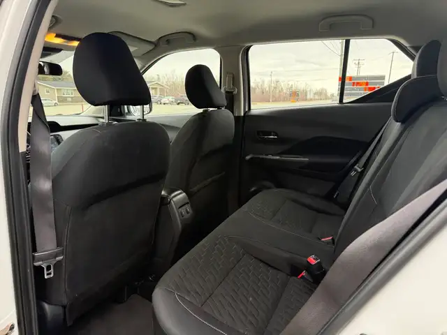 2021 Nissan Kicks SV! CLEAN CARFAX! CERTIFIED! AUTOSTART! NEW MV - Photo 16