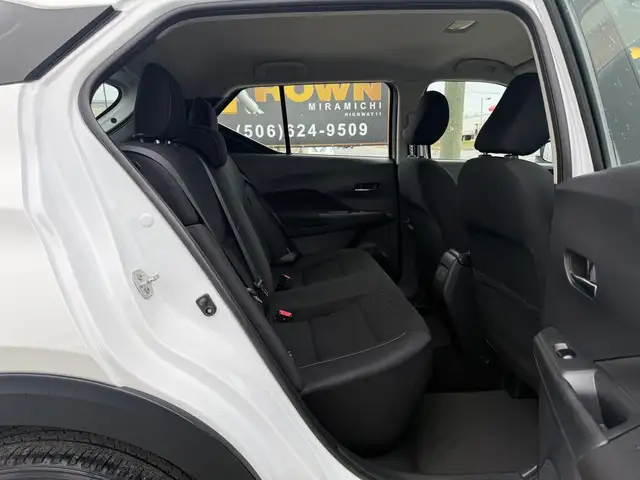 2021 Nissan Kicks SV! CLEAN CARFAX! CERTIFIED! AUTOSTART! NEW MV - Photo 19