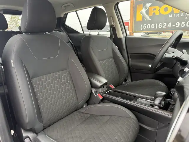 2021 Nissan Kicks SV! CLEAN CARFAX! CERTIFIED! AUTOSTART! NEW MV - Photo 21
