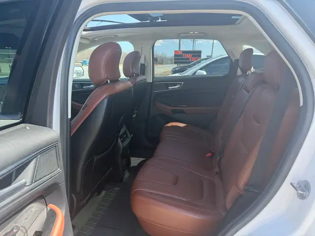 2019 Ford Edge Titanium AWD CERTIFIED! - Photo 22