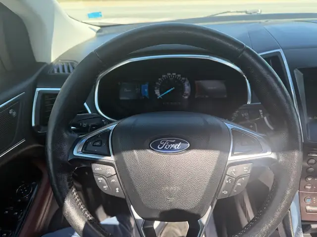 2019 Ford Edge Titanium AWD CERTIFIED! - Photo 28