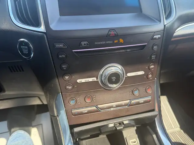 2019 Ford Edge Titanium AWD CERTIFIED! - Photo 32