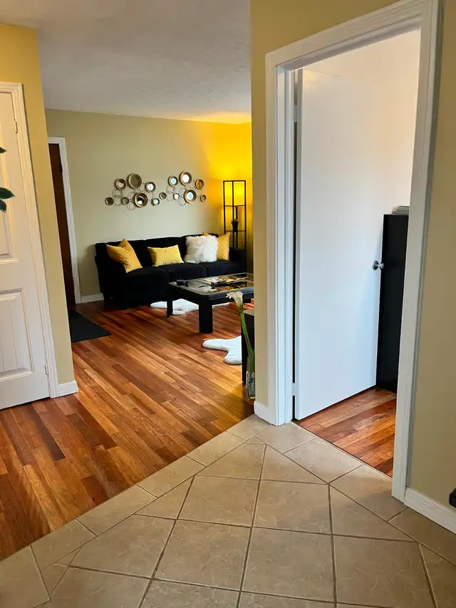 Everything Included Furnished Downtown 2 Bedroom Aug1 ! - Photo 3