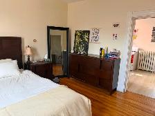 Large, bright one bedroom, downtown, June 1 - Photo 8