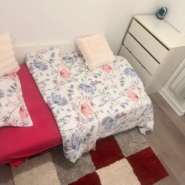 Room for rent/short stay near TTC subway/GO bus Vaughan. - Photo 2
