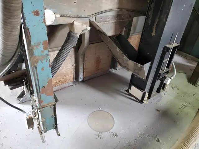 Gravity Table - Photo 2