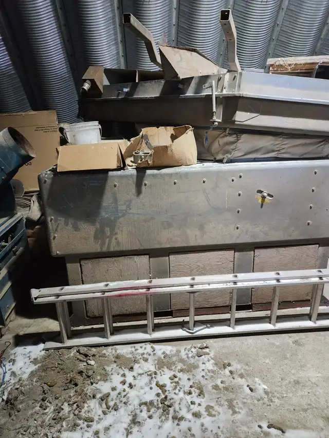 Gravity Table - Photo 9