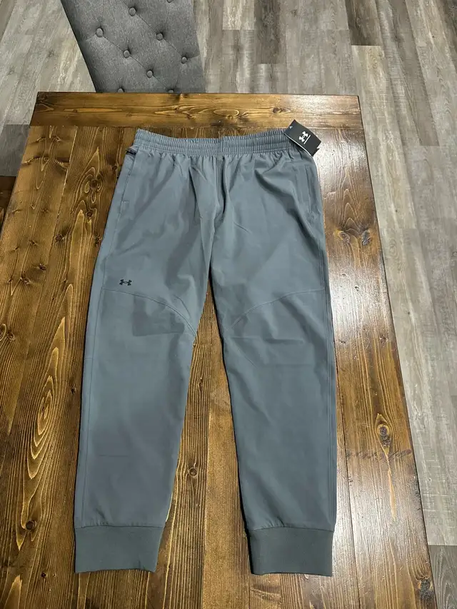 woman’s under Armour pants - Photo 2