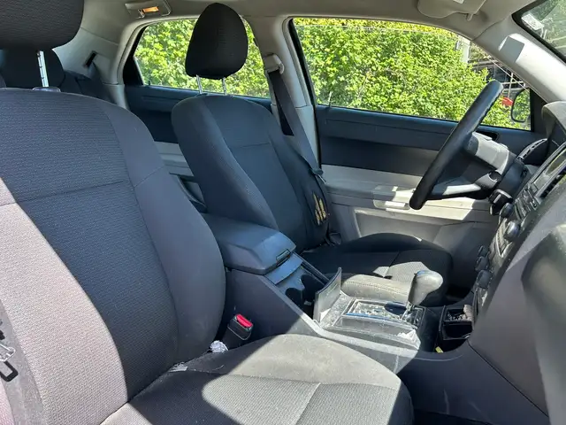 2005 Chrysler 300 RWD - Photo 14