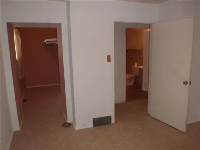 Just beside U of M,  3 bedrooms whole house for rent - Photo 10