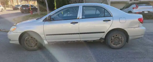 Toyota Corolla CE 2003 - Photo 2