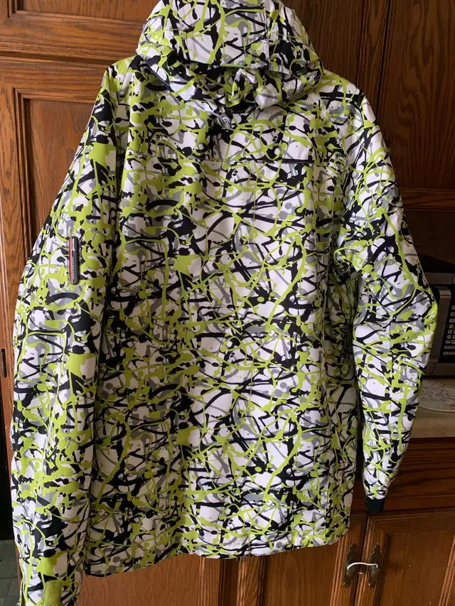 NEW.   RipZone jacket. XLG. - Photo 3