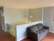Bi-level 4 bedroom house for rent - Photo 4