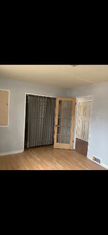 Bi-level 4 bedroom house for rent - Photo 7