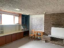 Bi-level 4 bedroom house for rent - Photo 9