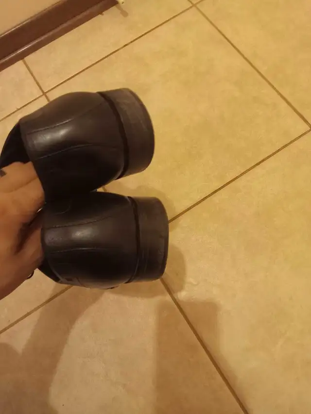 Hugo Boss Dress Shoes Perfect Condition Size 12 - Photo 3
