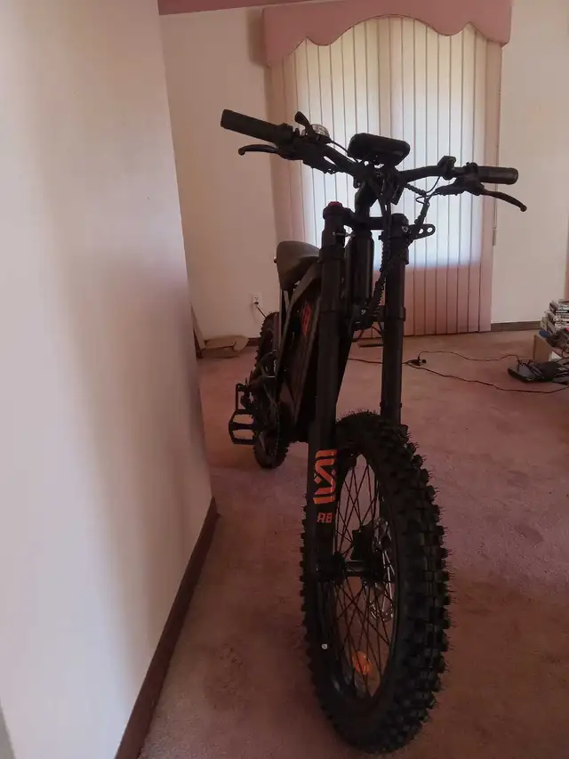 R8 Electric Dirt Bike Perfect Condition 56km/Hr Speed - Photo 3