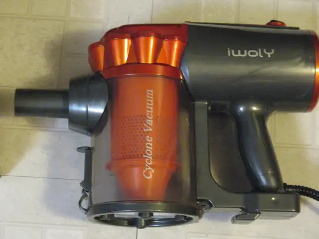 Electric CORDED Stick Vacuum Cleaner, BRAND NEW - Photo 2