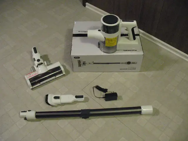 CORDLESS P11 Stick Vacuum Cleaner, BRAND NEW