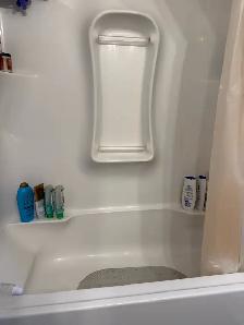 urgent all included furnished room female only - Photo 4