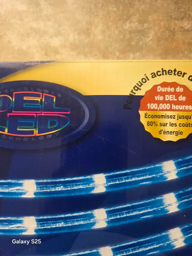 Courants de lumière  DEL - Photo 3