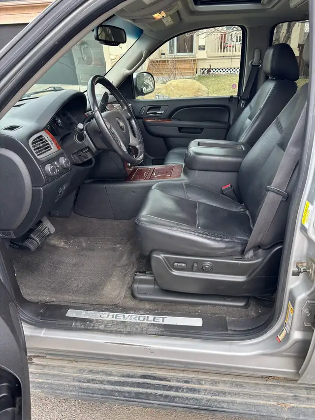 2010 Avalanche - Photo 4