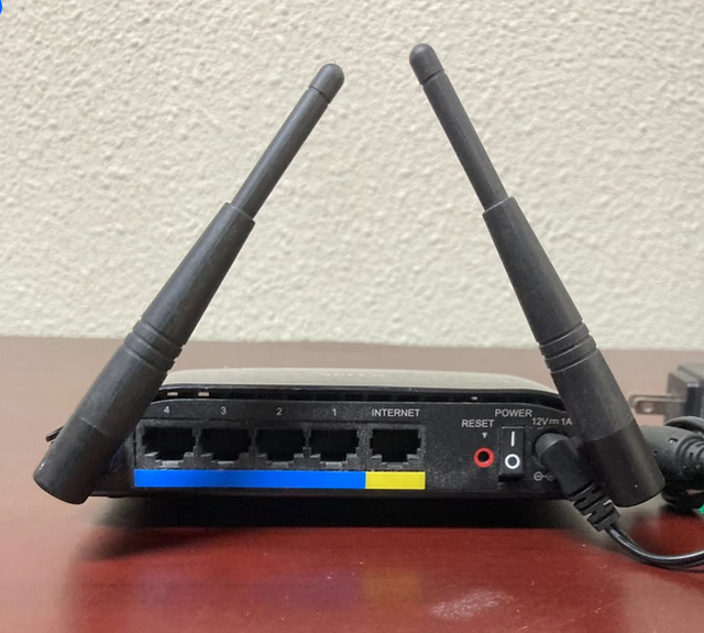 D-Link DIR-815 Dual-Band Wi-Fi Router (Black) - Photo 3