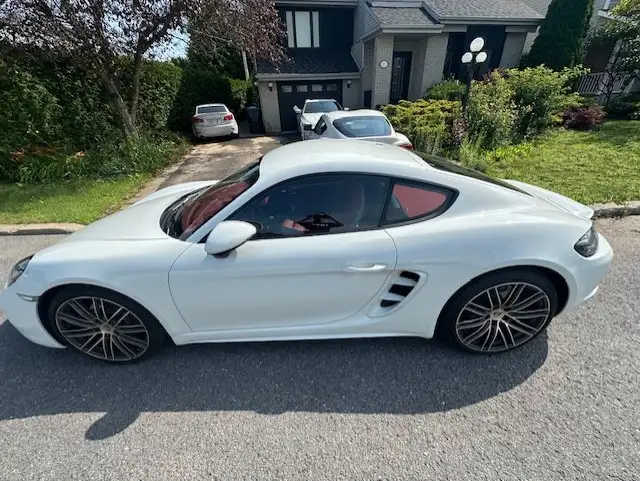 2024 Porsche 718 Cayman 'manuelle' - Photo 3
