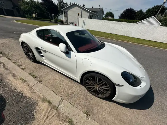 2024 Porsche 718 Cayman 'manuelle' - Photo 9