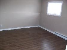 4 bedroom house - heat and light included - Photo 11