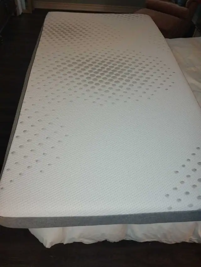Folding Bed Frame with Memory Foam Mattress - Photo 3