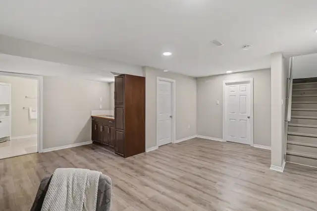 Spacious 4 2 bedrm plus loft home in Findlay Creek - Photo 9